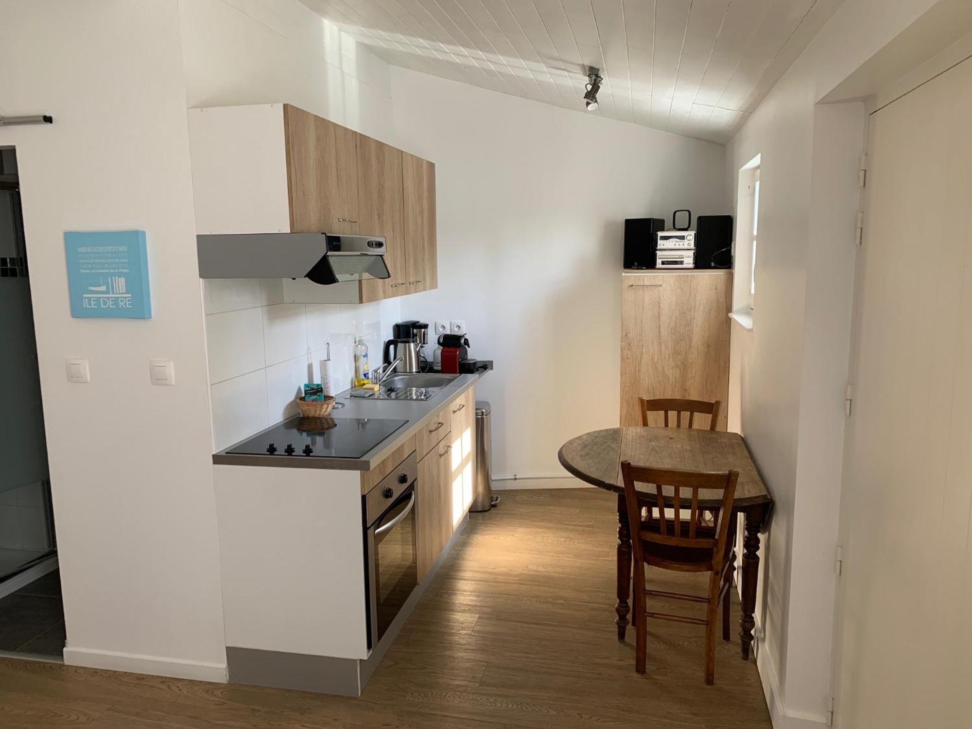 Hotel Les Bois Flottais 4*